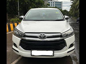 Second Hand Toyota Innova Crysta 2.4 GX 8 STR [2016-2020] in Mumbai