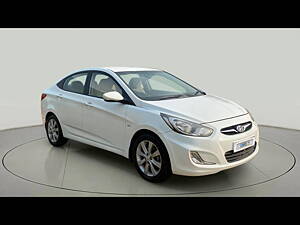 Second Hand Hyundai Verna Fluidic 1.6 VTVT SX in Lucknow