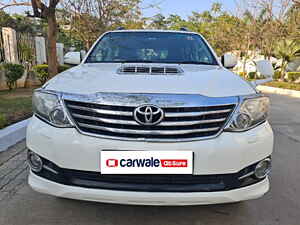 Second Hand Toyota Fortuner 2.8 4x4 AT [2016-2020] in लखनऊ