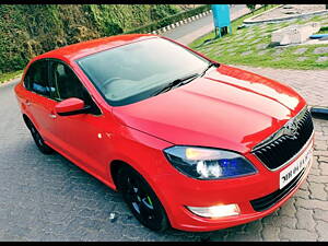 Second Hand Skoda Rapid Elegance 1.6 TDI CR MT in Mumbai