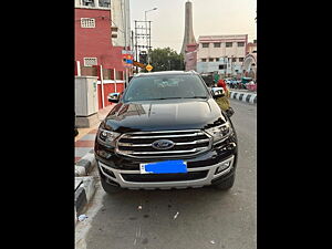 Second Hand Ford Endeavour Titanium Plus 2.0 4x4 AT in Lucknow