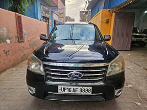 Second Hand Ford Endeavour 3.0L 4x4 AT in Varanasi