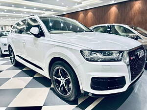 Second Hand Audi Q7 45 TDI Technology Pack in Delhi