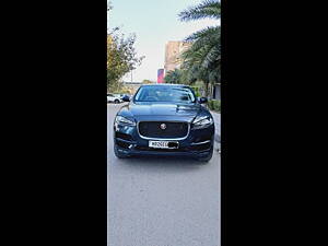 Second Hand Jaguar F-Pace Prestige in Delhi