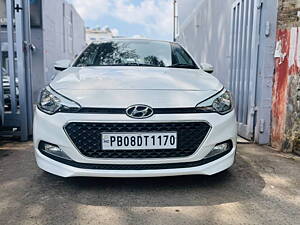 Second Hand Hyundai Elite i20 Asta 1.4 (O) CRDi in Chandigarh