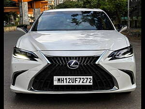 Second Hand Lexus ES 300h Luxury in Mumbai