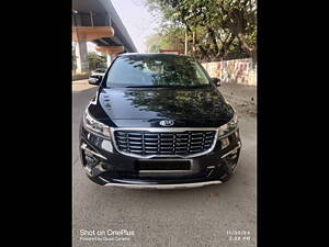 Second Hand Kia Carnival Limousine Plus 7 STR in Mumbai