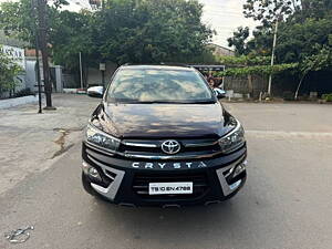 Second Hand Toyota Innova Crysta 2.4 G 8 STR [2016-2017] in Hyderabad