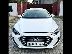 Second Hand Hyundai Elantra 1.8 SX AT in Delhi