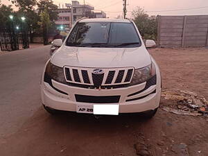 Second Hand Mahindra XUV500 W8 in Hyderabad