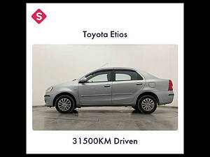 Second Hand Toyota Etios G in Hyderabad