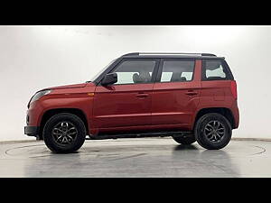 Second Hand Mahindra TUV300 T10 Dual Tone in Hyderabad