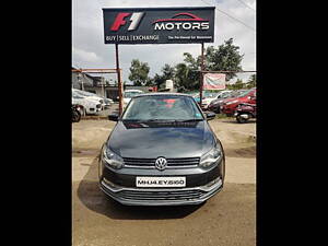 Second Hand Volkswagen Polo Highline1.2L (P) in Pune