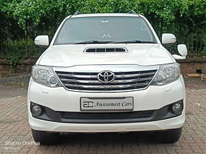 Second Hand Toyota Fortuner 3.0 4x2 AT in Mumbai