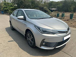 Second Hand Toyota Corolla Altis VL AT Petrol in Mumbai