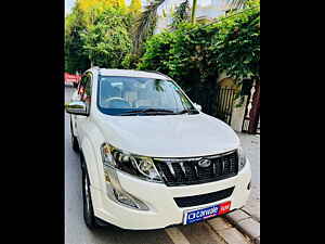 Second Hand महिंद्रा XUV500 w6 in कानपुर