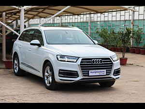 Second Hand ऑडी q7 45 tdi प्रीमियम प्लस in दिल्ली