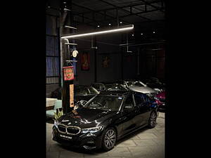 Second Hand BMW 3-Series 330i M Sport Edition in Gurgaon