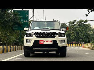 Second Hand Mahindra Scorpio S9 in Noida