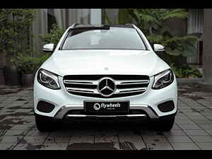 Second Hand मर्सिडीज़ बेंज़ GLC 220 डी प्रोग्रेसिव in मलप्पुरम