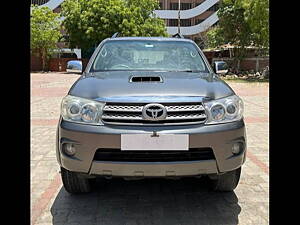 Second Hand Toyota Fortuner 3.0 MT in Ahmedabad