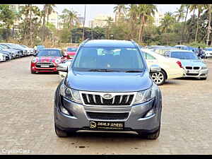 Second Hand மஹிந்திரா  xuv500 w6 in மும்பை