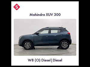 Second Hand महिंद्रा xuv300 w8 (o) 1.5 डीज़ल [2020] in चेन्नई