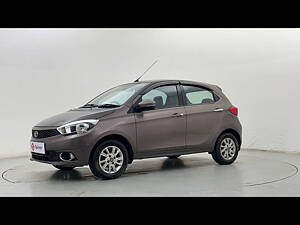 Second Hand Tata Tiago Revotron XZ in Delhi