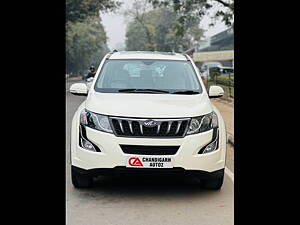 Second Hand Mahindra XUV500 W10 in Chandigarh