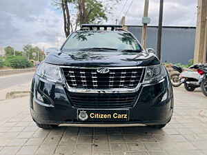 Second Hand महिंद्रा XUV500 w11 (o) ऑटोमैटिक in बैंगलोर