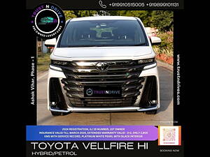 Second Hand Toyota Vellfire Hi in Delhi