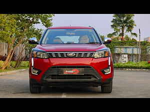 Second Hand महिंद्रा xuv300 w6 1.2 पेट्रोल in कोलकाता