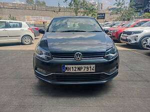 Second Hand Volkswagen Polo Highline1.2L (P) in Pune