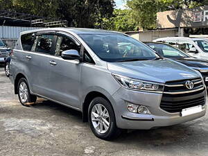 Second Hand Toyota Innova Crysta 2.4 GX 8 STR [2016-2020] in Pune