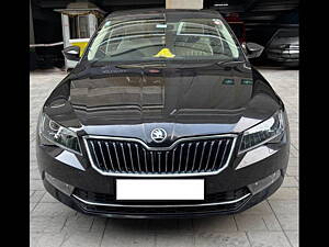 Second Hand Skoda Superb Style TSI AT in Mumbai