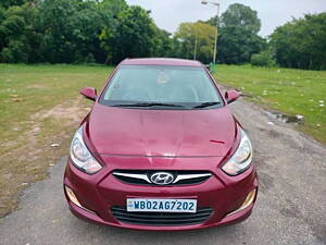 Second Hand Hyundai Verna Fluidic 1.4 CRDi in Kolkata