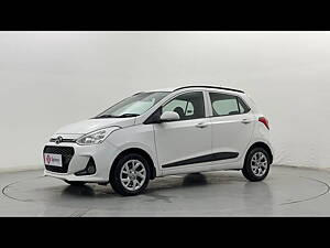 Second Hand Hyundai Grand i10 Sportz (O) 1.2 Kappa VTVT [2017-2018] in Faridabad