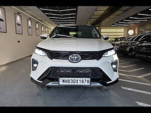 Second Hand Toyota Fortuner 2.8 4X4 AT in Delhi