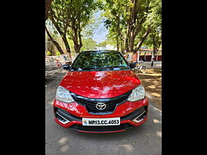 Second Hand Toyota Etios Liva VX in Ujjain