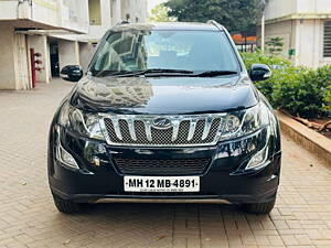 Second Hand Mahindra XUV500 W10 in Pune