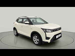 Second Hand महिंद्रा xuv300 1.5 w6 [2019-2020] in अहमदाबाद