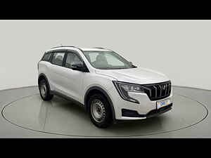 Second Hand மஹிந்திரா  xuv700 mx பெட்ரோல் எம்டீ 5 சீட்டர் [2021] in பெங்களூர்