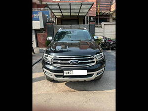 Second Hand Ford Endeavour Titanium Plus 3.2 4x4 AT in Delhi