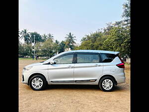 Second Hand Maruti Suzuki Ertiga VXi (O) CNG [2022-2023] in Kolhapur