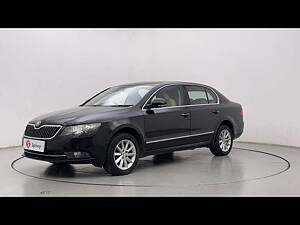 Second Hand Skoda Superb Elegance TDI AT in Mumbai