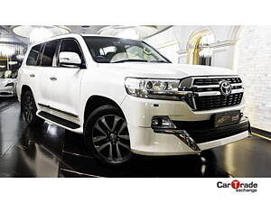 Second Hand Toyota Land Cruiser LC 200 VX in Delhi