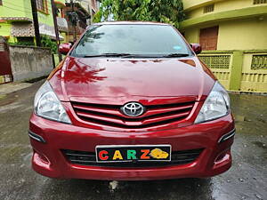 Second Hand Toyota Innova 2.5 G 7 STR BS-IV in Siliguri