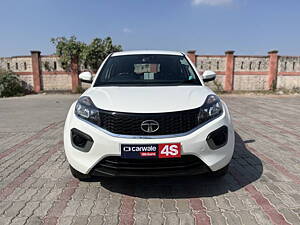 Second Hand Tata Nexon XM Diesel in Delhi