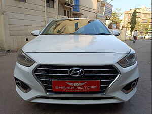 Second Hand हुंडई वरना EX 1.6 CRDI [2017-2018] in दिल्ली