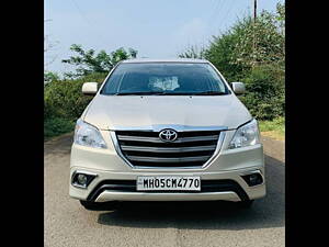 Second Hand Toyota Innova 2.5 G BS IV 7 STR in Nashik